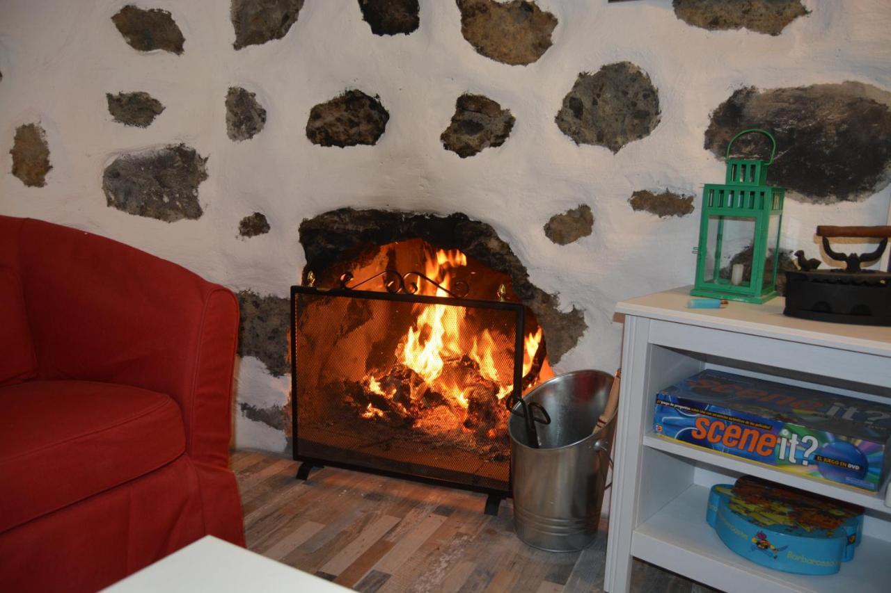 Casa Cueva El Pedregal Tejedaヴィラ エクステリア 写真